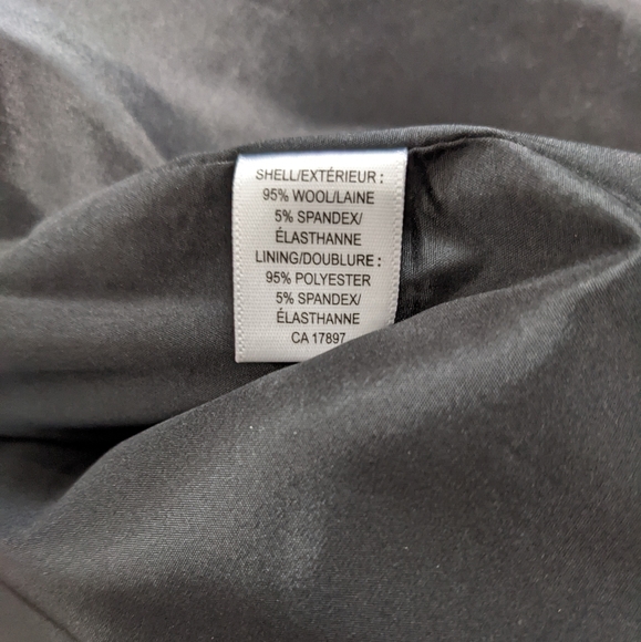 NWOT Banana Republic black wool suit pencil skirt, black, - size 6 petite - Picture 9 of 14